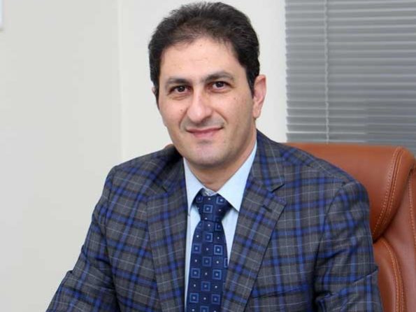 دکتر ابراهیم حاجی زاده